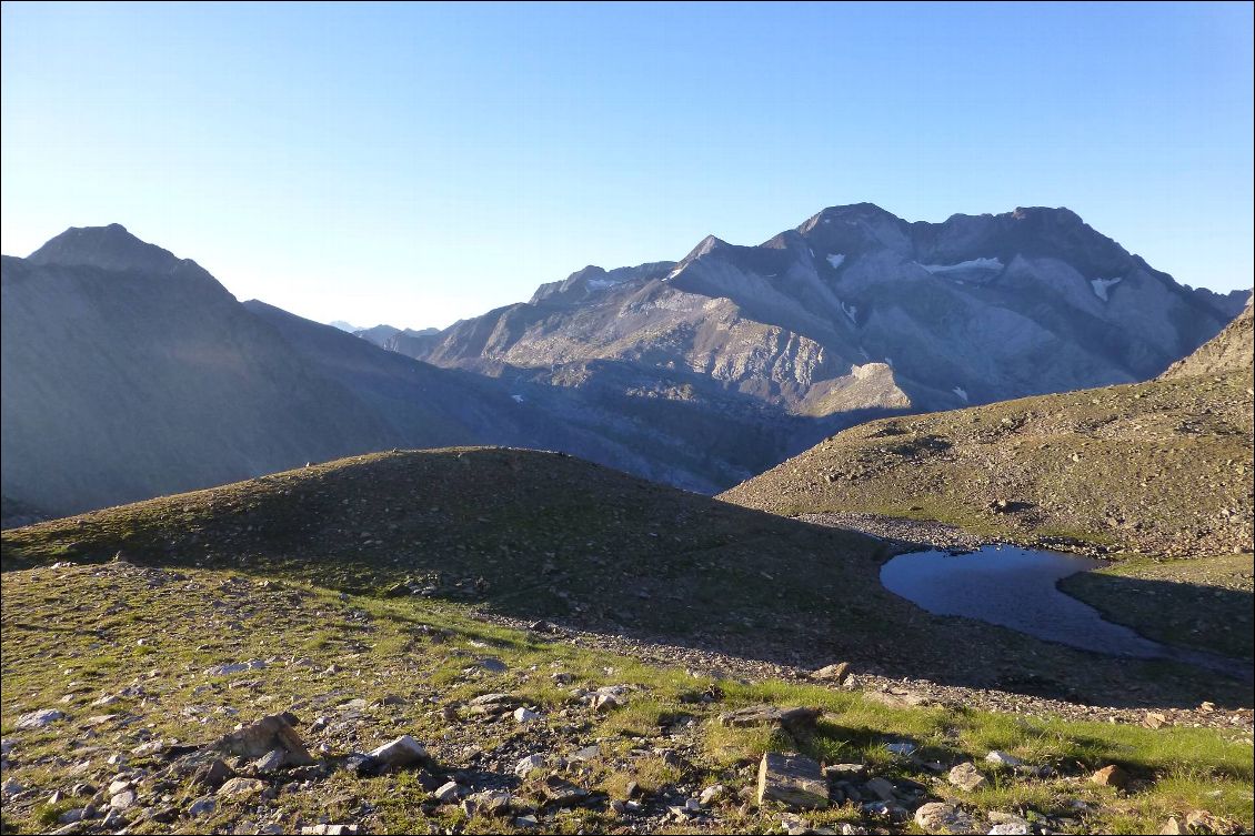 au col d'Aigue Tortes vue sur le Poset