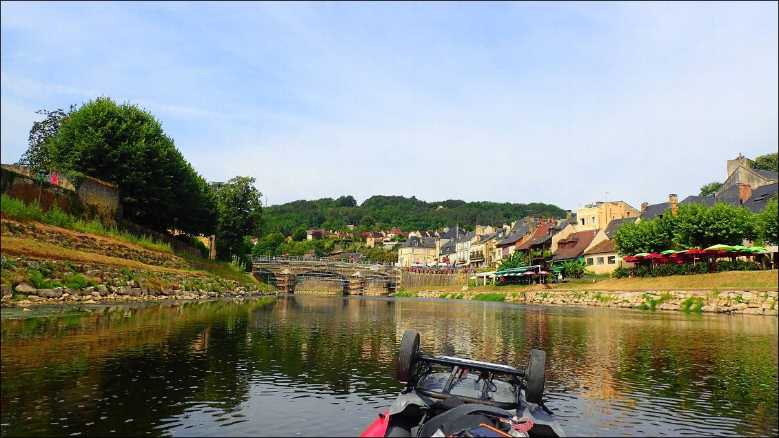 Arrivée sur Montignac.