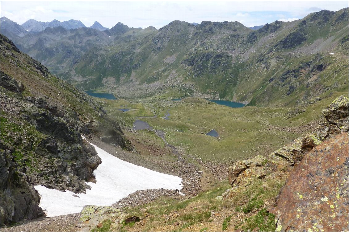 Au port de l'Abeille, l'Estany de tristaina.