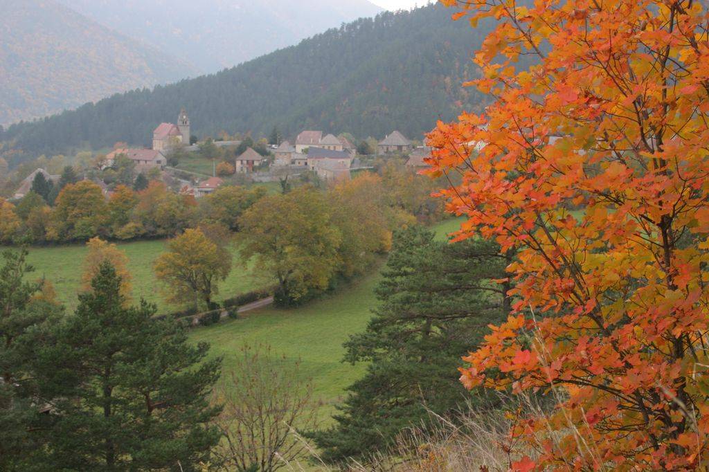 Couverture de Chemins à vélo autour du Dévoluy