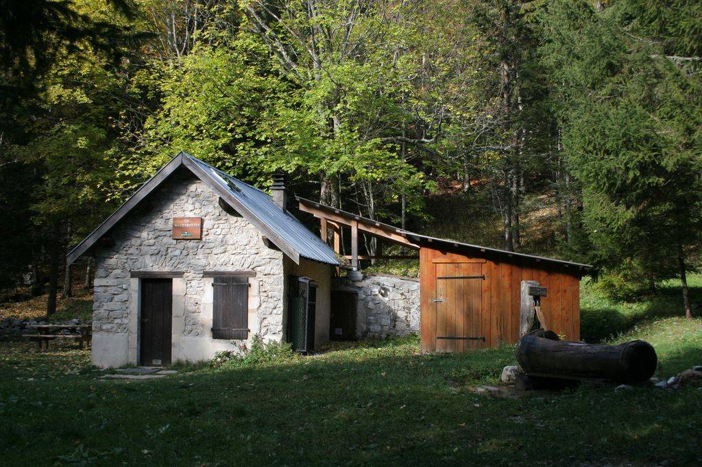 A la maison forestière des Chabottes, 1315 m.