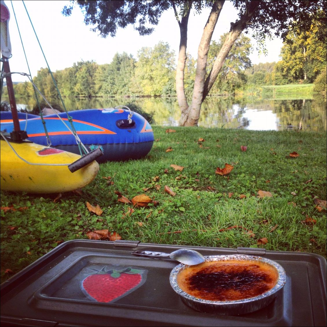Croissant et crème brûlée au p'tit dèj'.