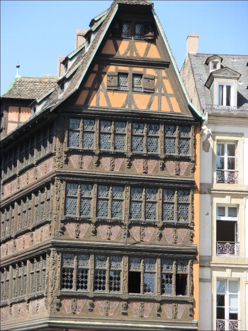 Façade à Strasbourg et....