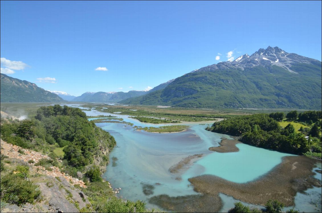 vallée du rio Ibañez, apres cerro castillo