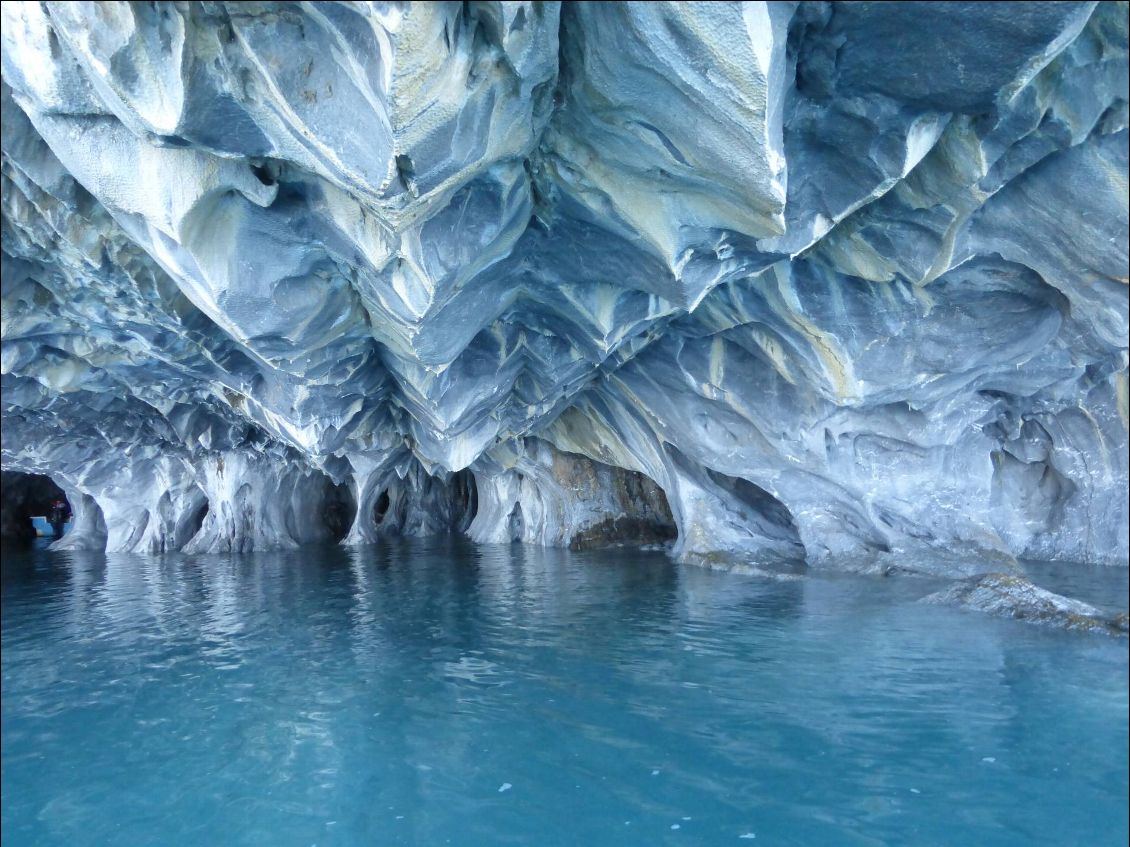 Les "chapelles de marbre" sur le lac Général Carrera;