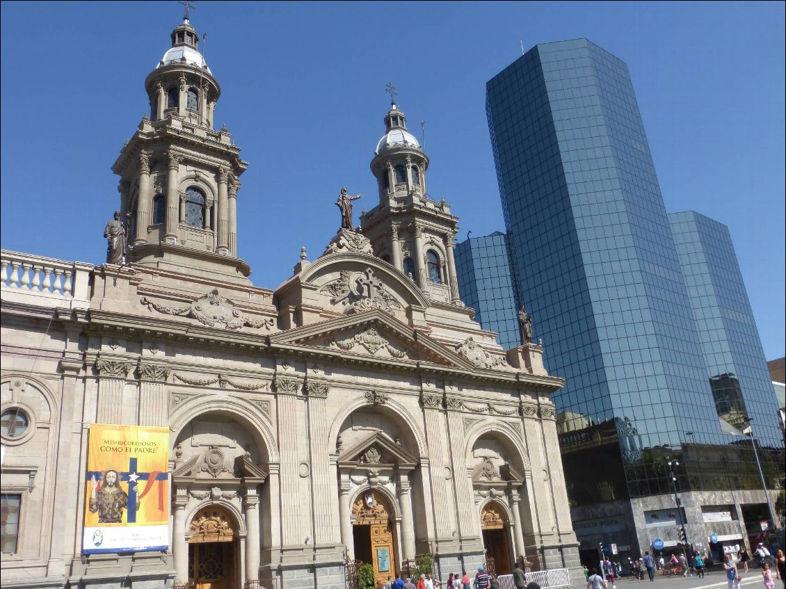 A Santiago, l'ancien cotoie le moderne