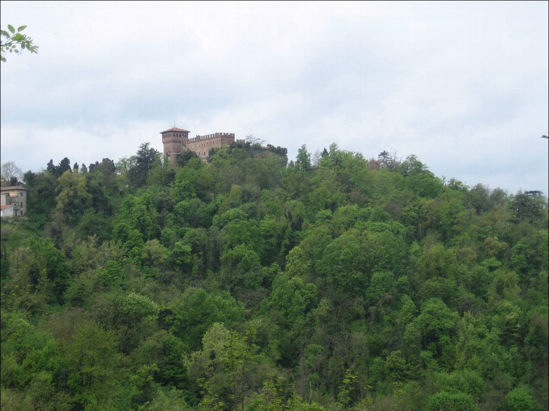 château médiéval de Gabiano