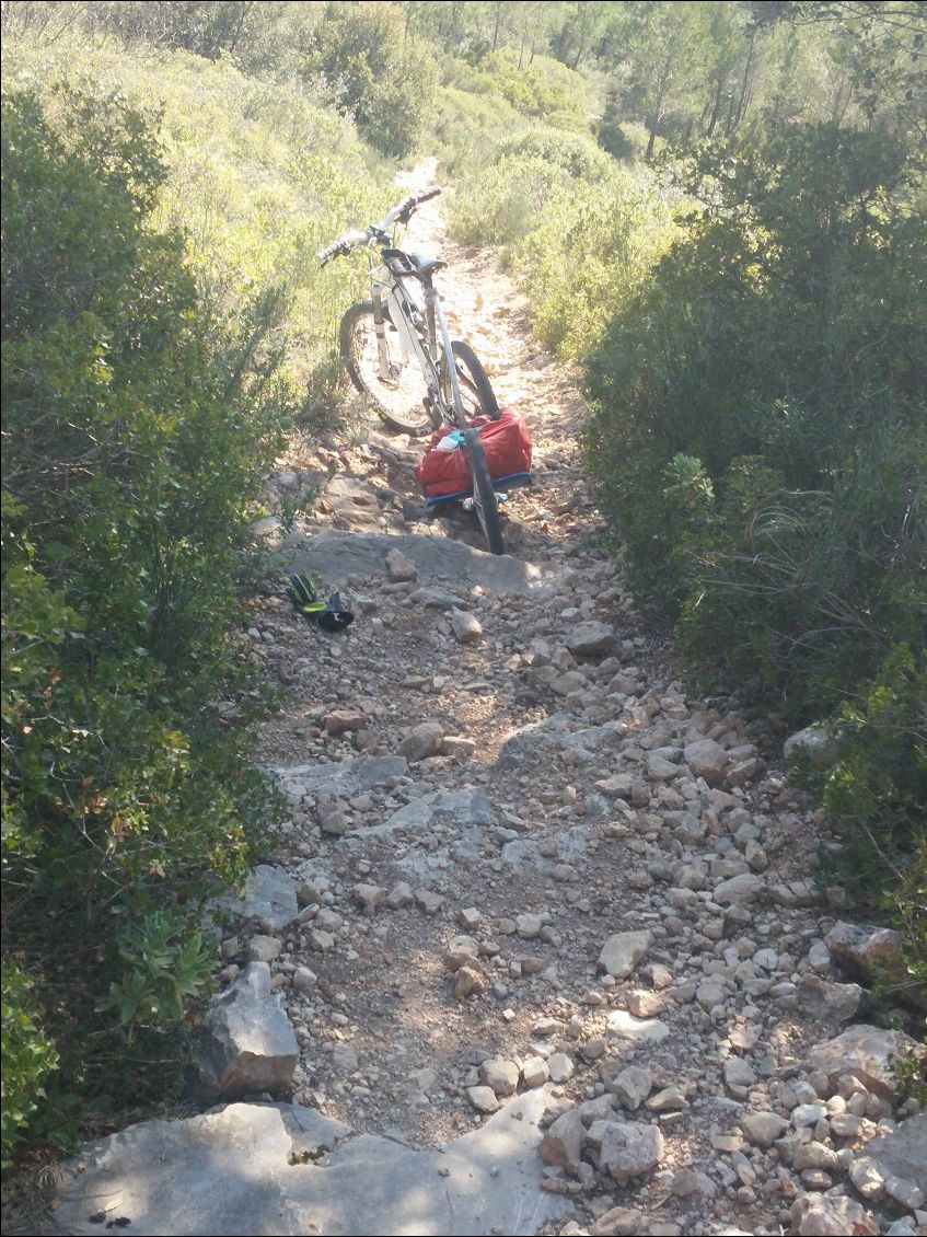 Descente GR 9 , très jolie et .. technique !!