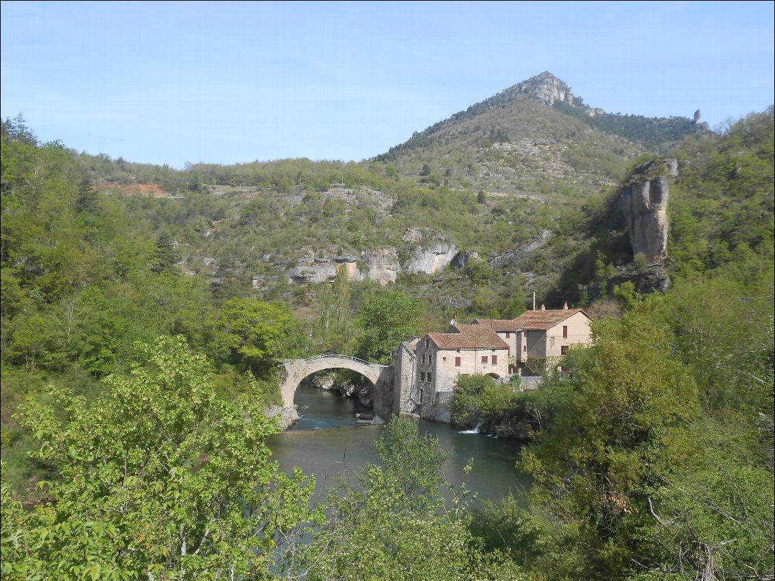 Le Moulin de Corp dans la vallée de la Doubie.