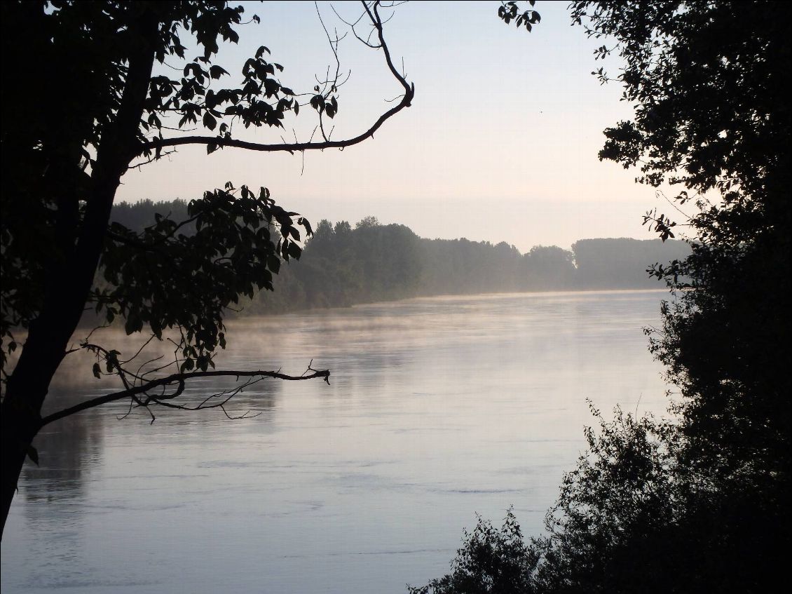 La Garonne fumante au petit matin