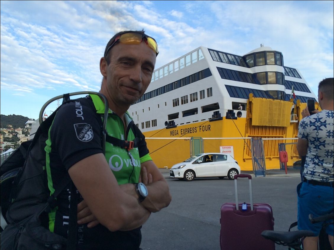 Embarquement à Nice vendredi soir et après une bonne nuit de sommeil premier tour de roue