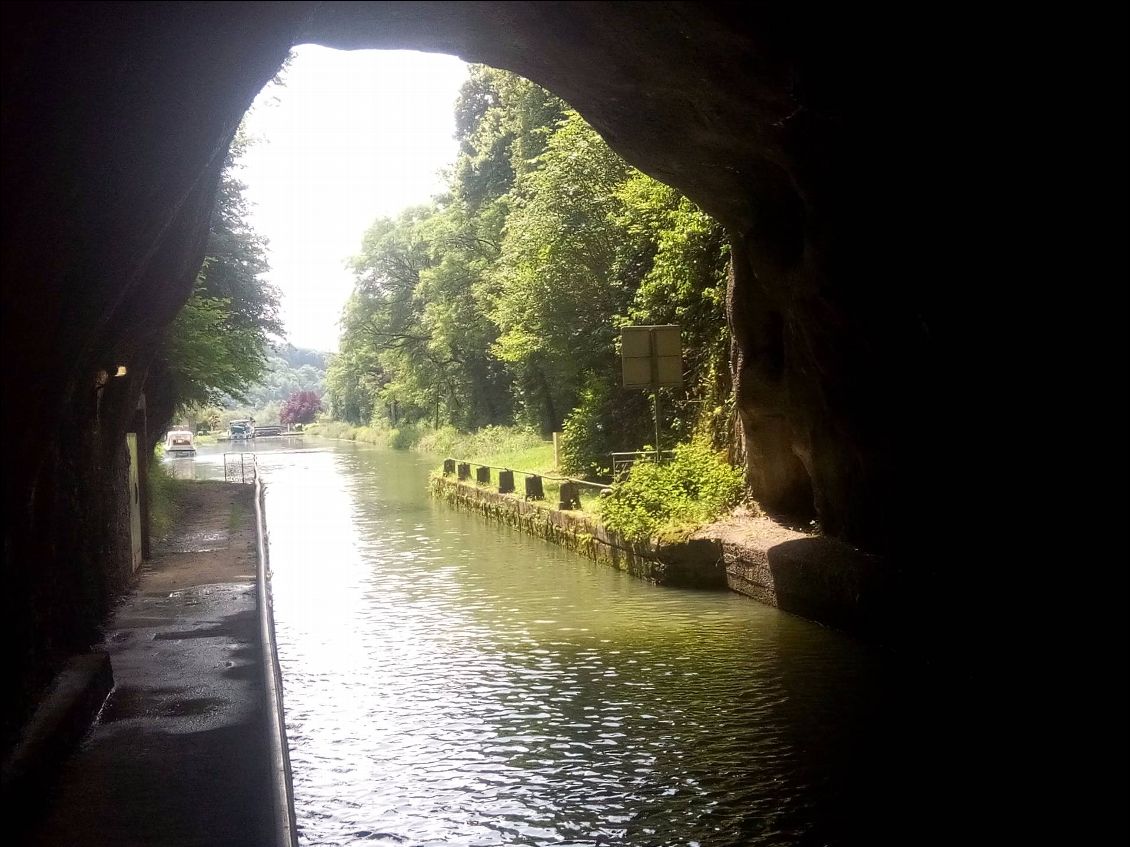 L'autre côté du tunnel.