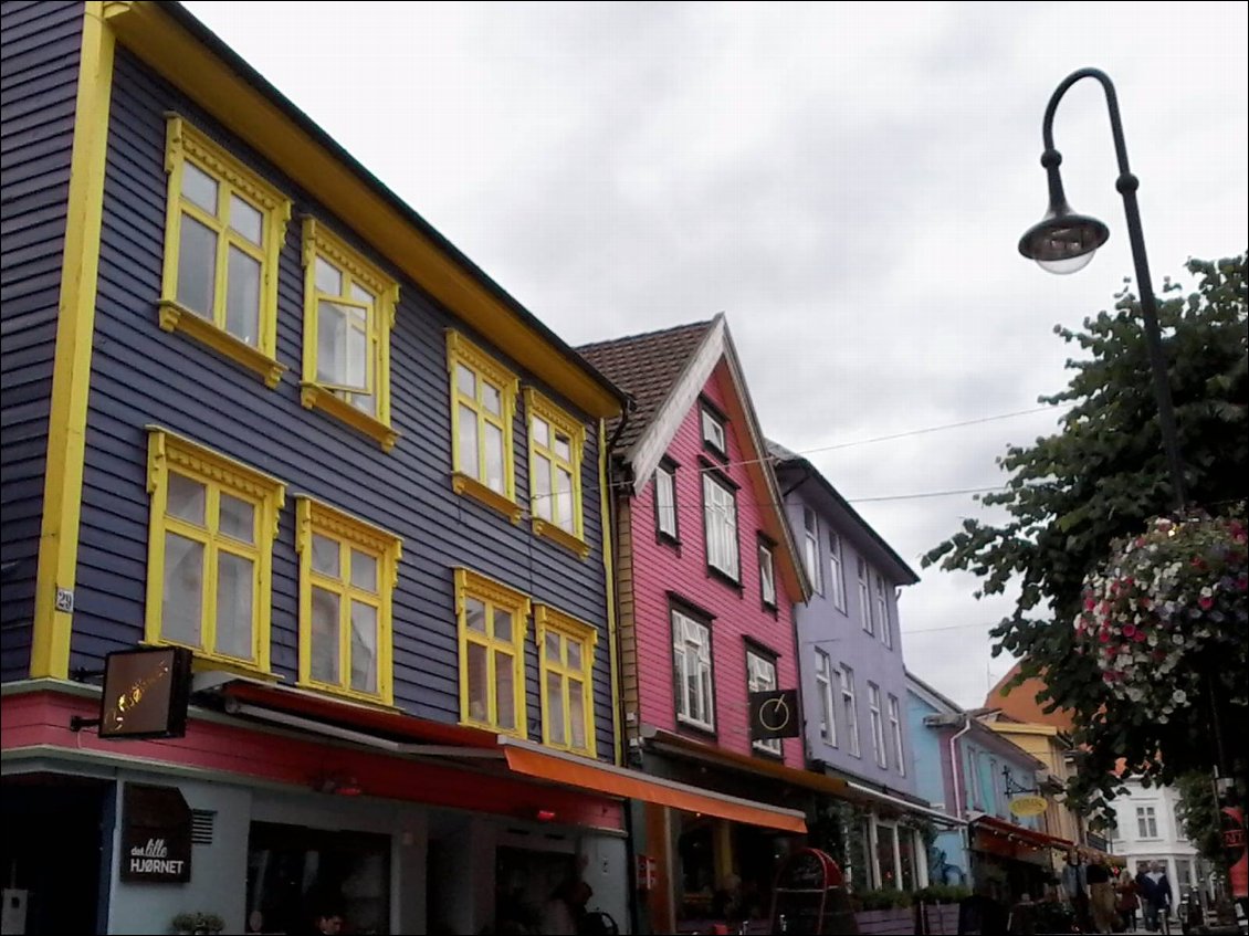 Toujours le vieux centre en plus coloré.