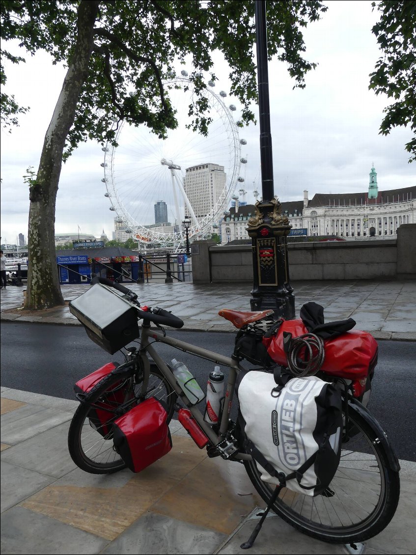 au bord de la cycle highway en bord de Tamise