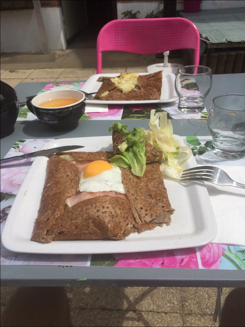 Petites crêpes au sarrasin bien bretonne - à la Bigoudène - Excellentes!