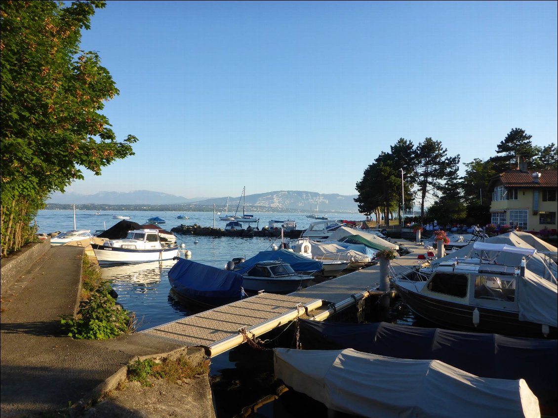 Petit port du camping de Tannay