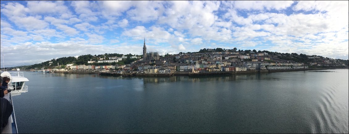 Arrivé à Cork! (Non ce n'est pas Cork que l'on voit en arrivant, mais bien Cobh)