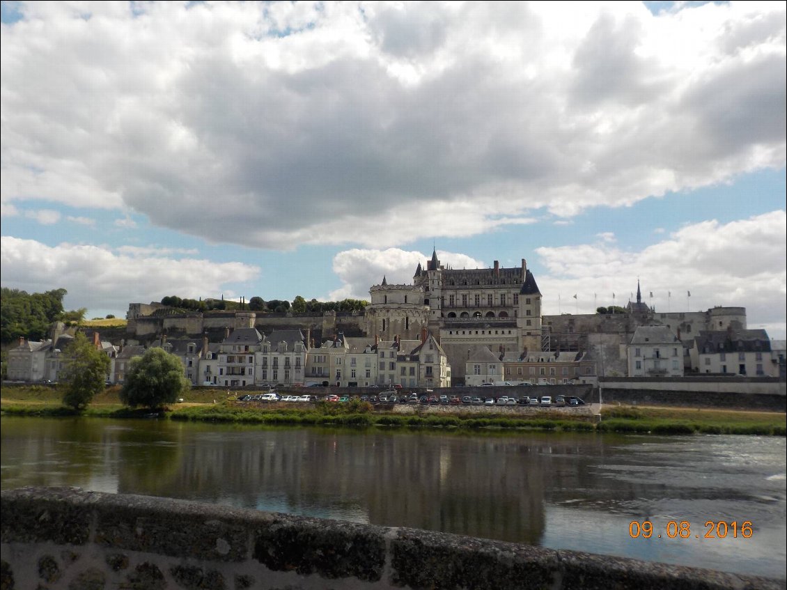 Encore le Château mais vu du camping ou quasiment.