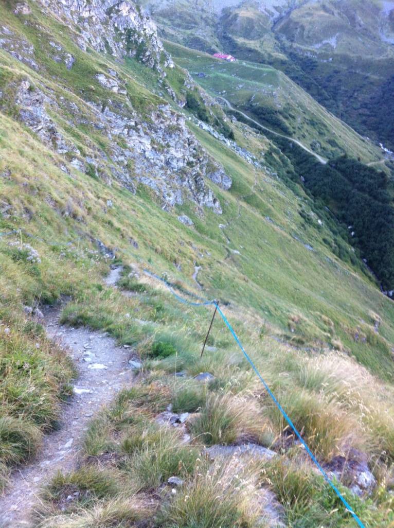 toujours difficile jusqu'à la cabane au toit rouge