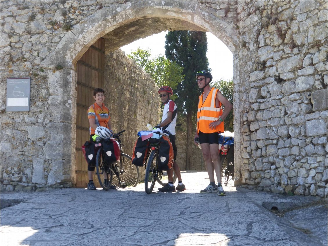 Une des entrées des fortifications