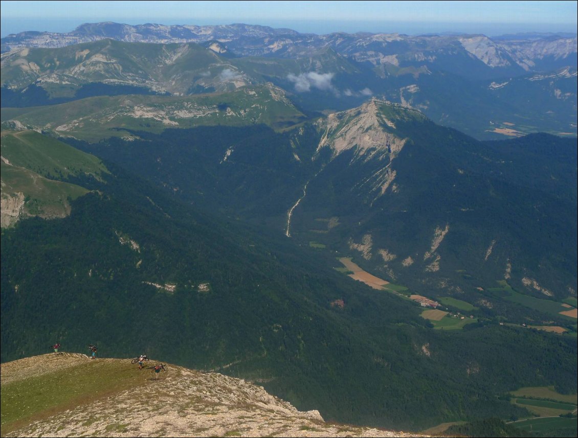 Du portage, avec une belle vue en continu.