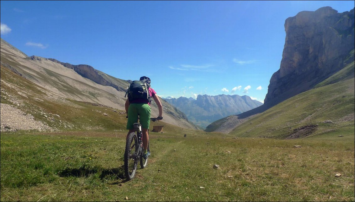 On retourne au bivouac, en repassant par le single de la veille : le plaisir est inchangé :-)