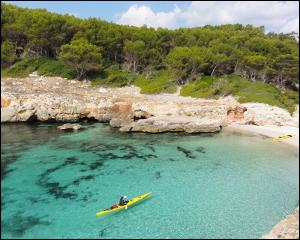 le-tour-de-minorque-en-kayak