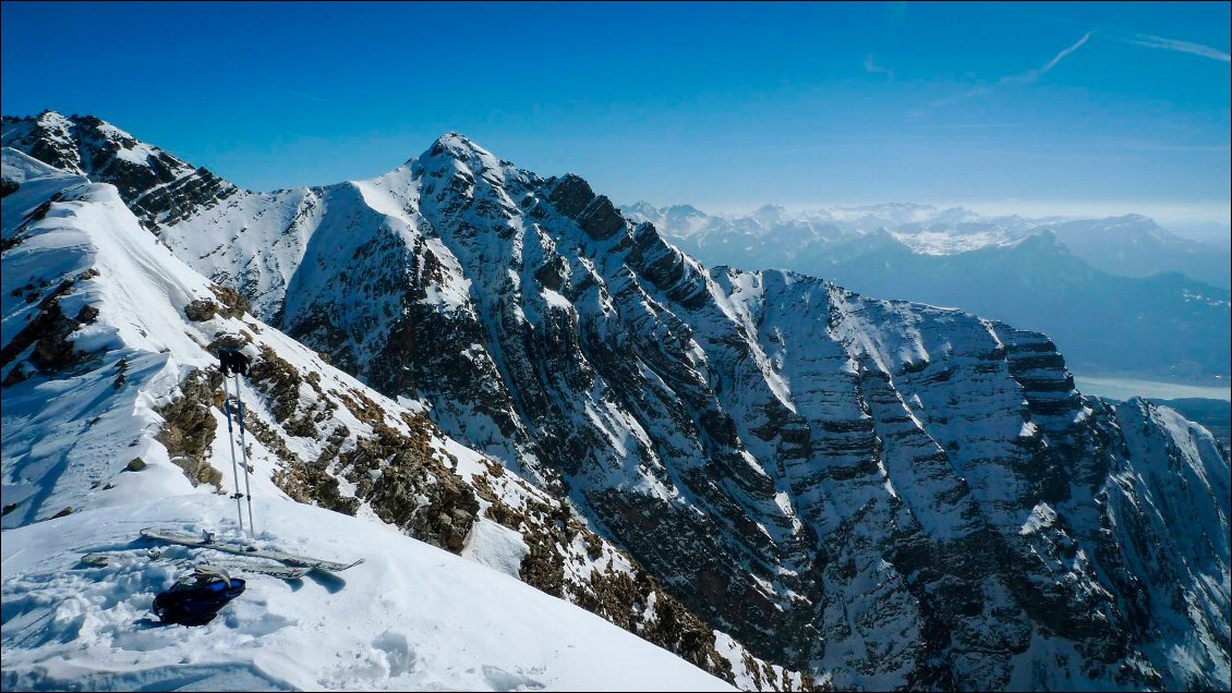 La vue depuis l'antécime.