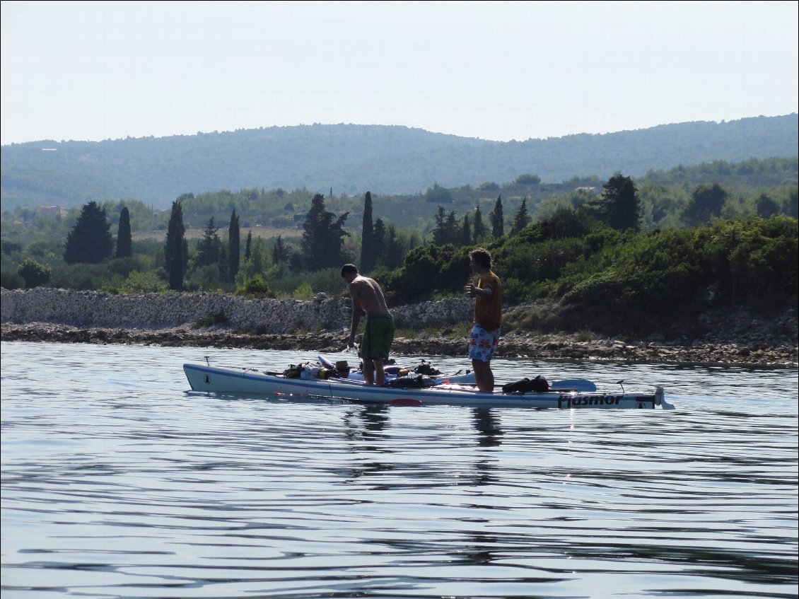 Certains kayaks sont très stables (ici le biplace Belouga 2)