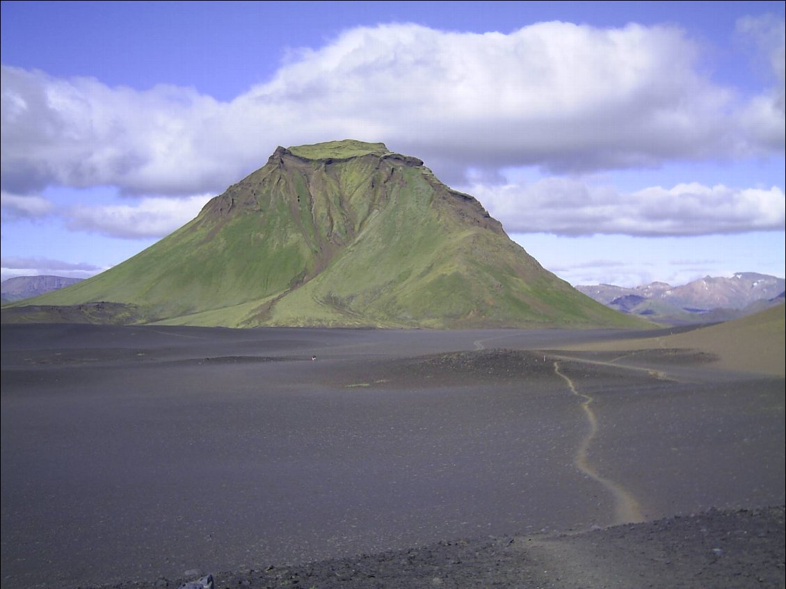 Sur le trek du Laugavegur entre le Landmannalaugar et Skogar en août 2016.
Etape entre Álftavatn et Emstrur
Photo : Julien Cornet