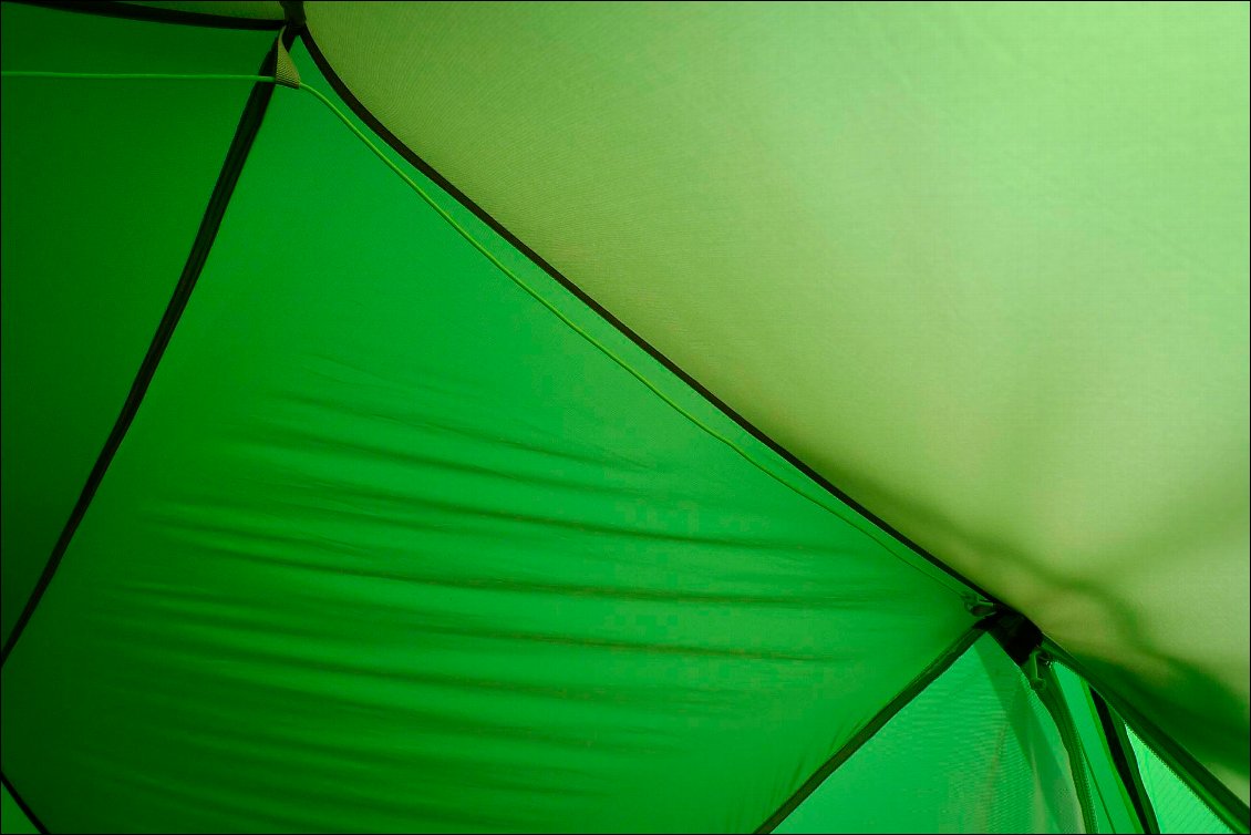 Une petite cordelette déjà installée dans la chambre : finition agréable.