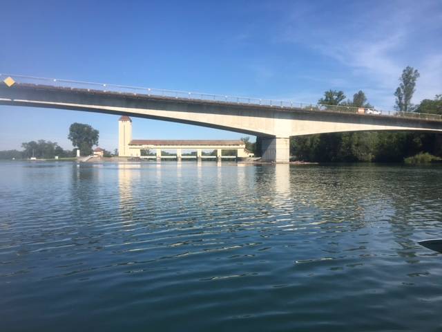 CONFLUENCE AIN/RHONE ARR SUR LA SAONE