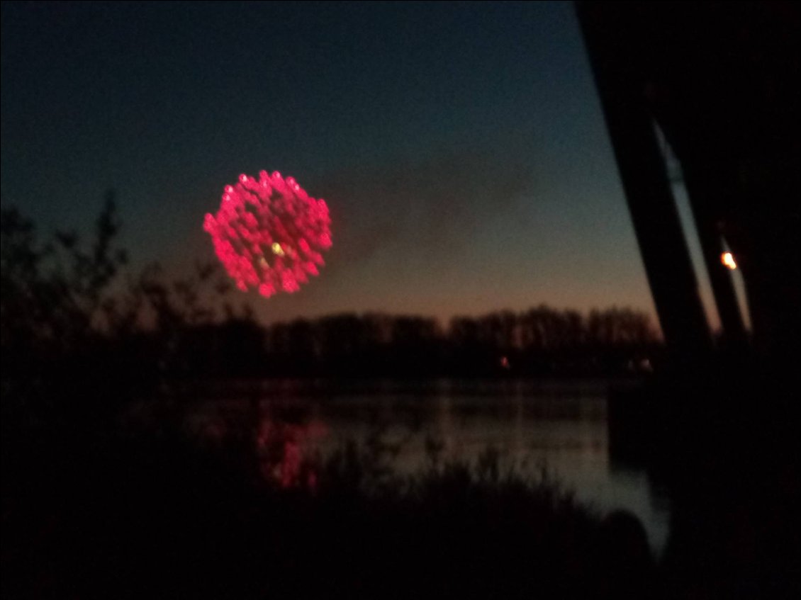 Bivouac en direct du feu d'artifice