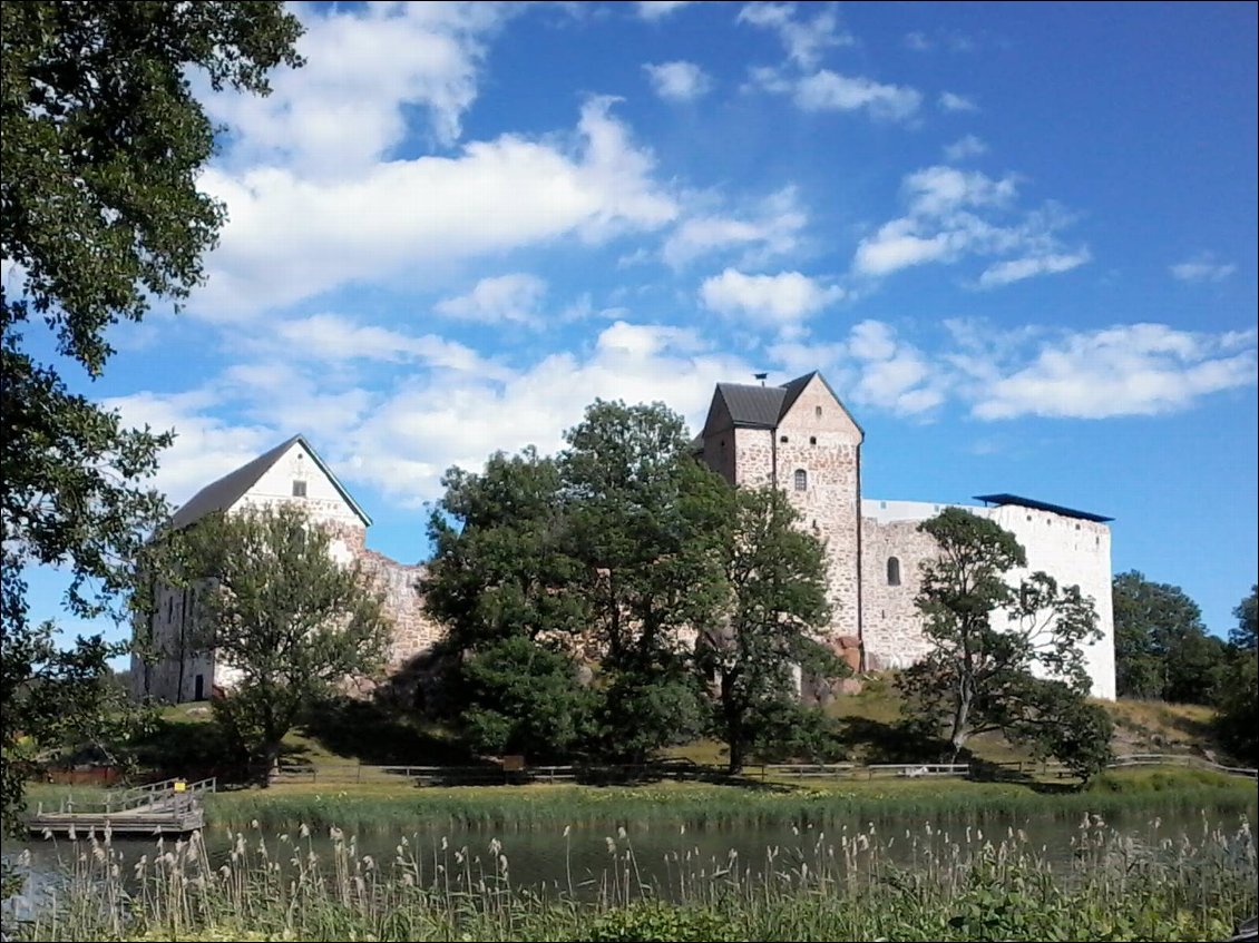 Le château médiévale de Kastelholm a changé de nombreuses fois de main entre la Suède et le Danemark.