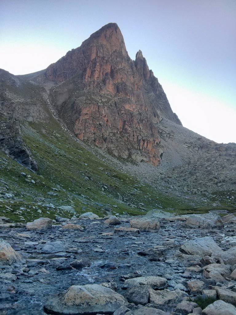 L'Aiguille Large