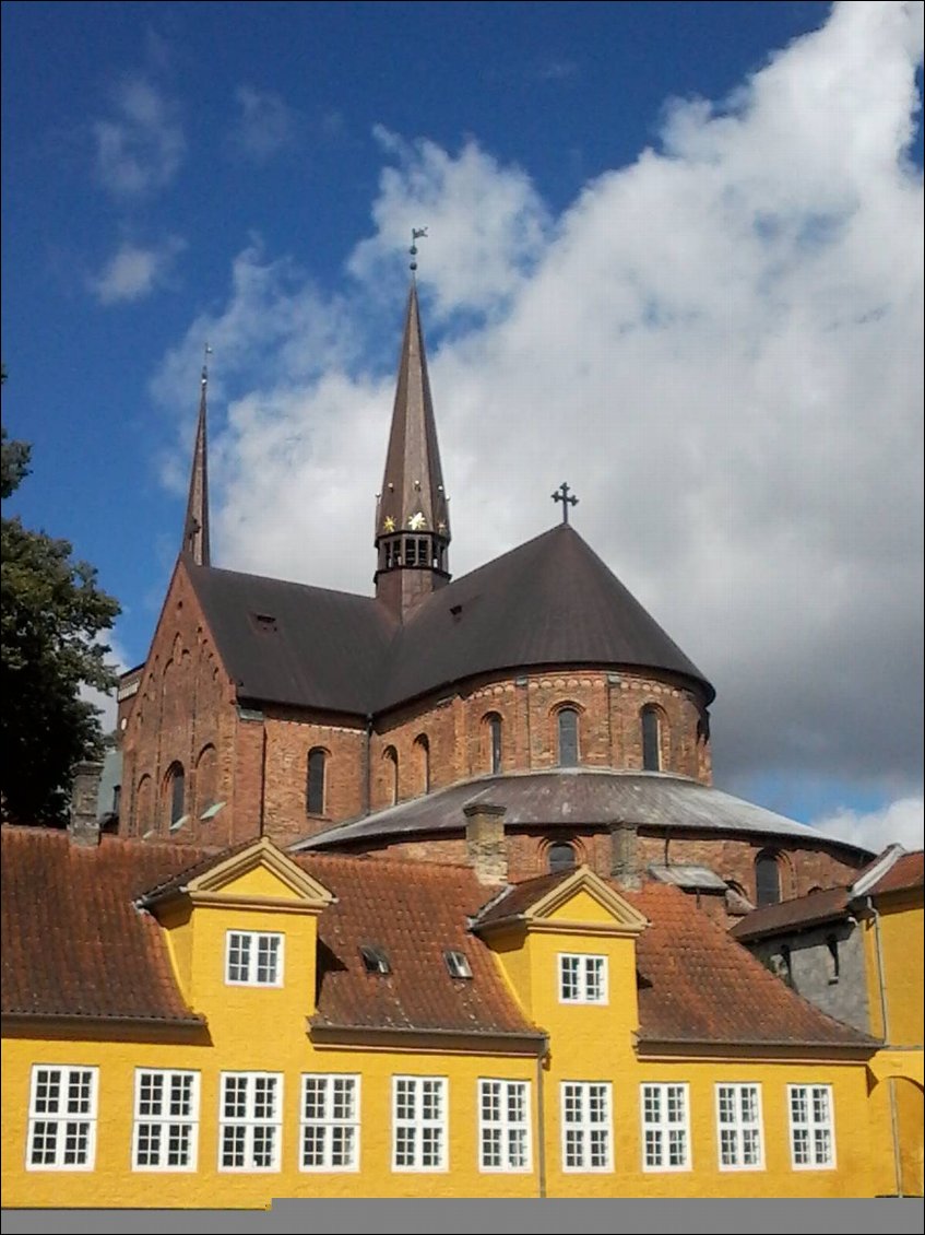 Le dos de la cathédrale