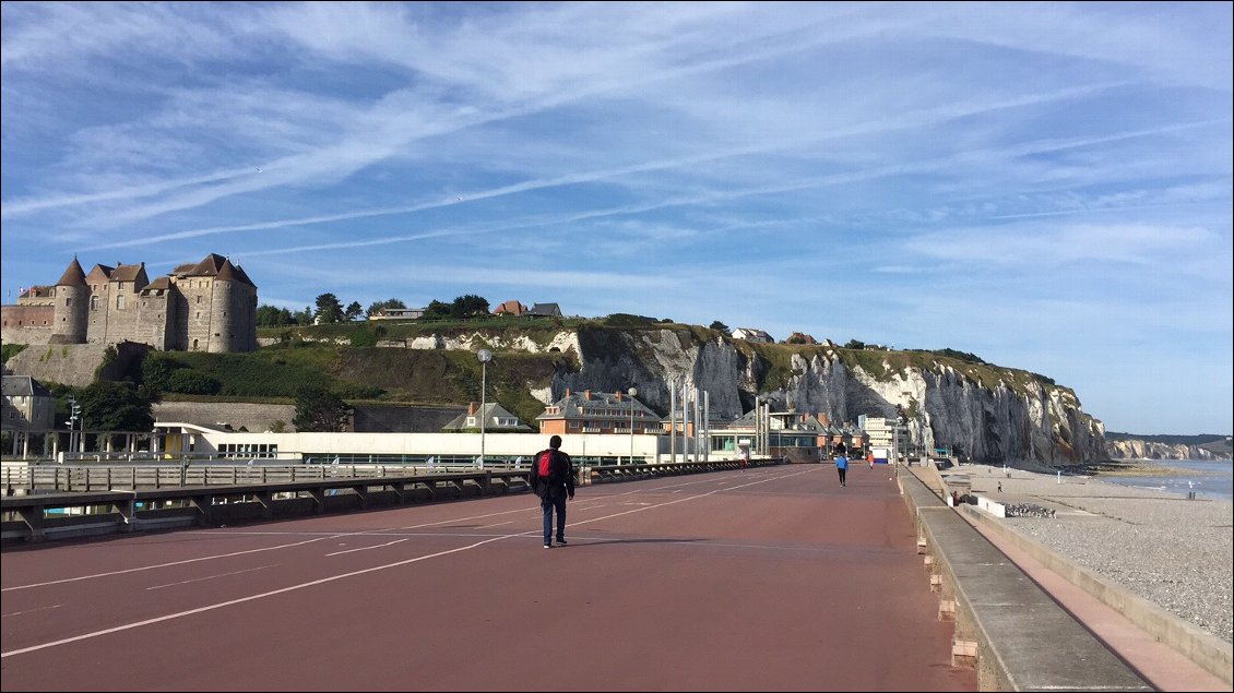 Chateau et falaises de Dieppe