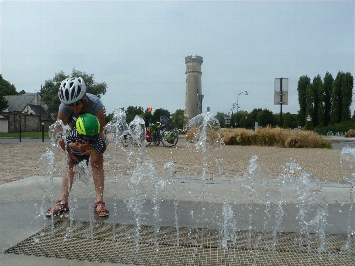 Pause rafraichissement à l'entrée de Honfleur