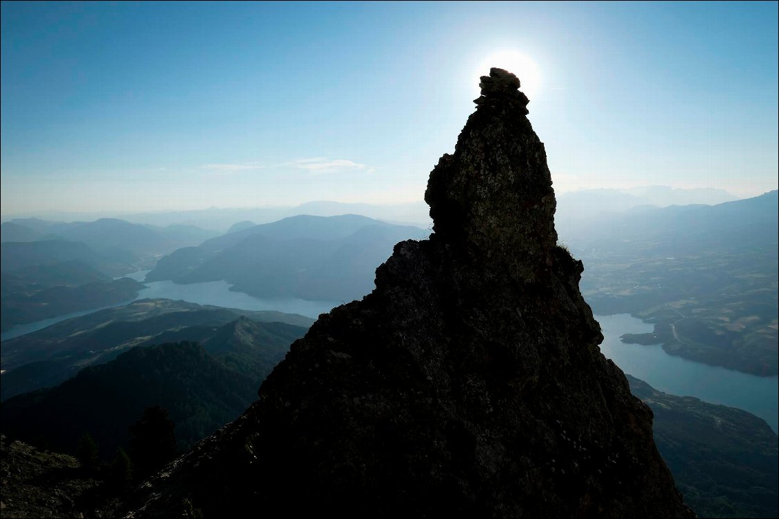 Vue depuis les crêtes sommitales vers le "delta" Ubaye - Durance