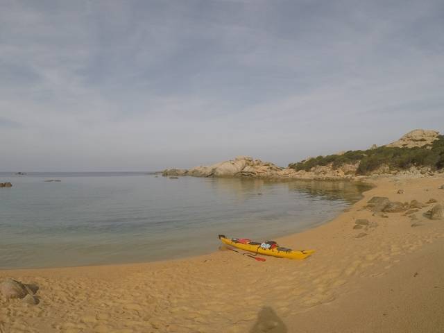 Plage sous le phare de Senetosa