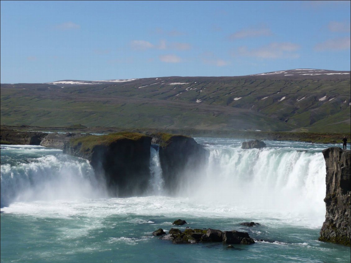 L'eau coule en abondance en Islande :-)