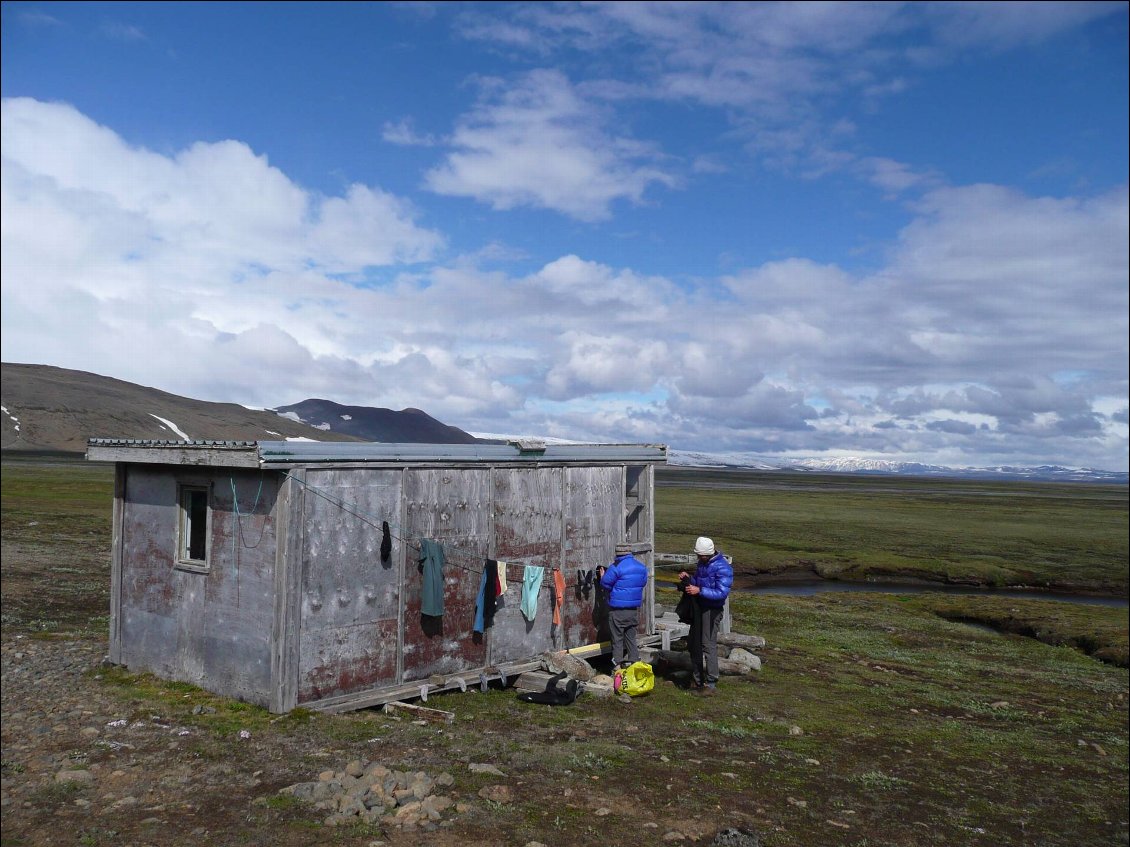 L'abri Nautalda, situé légèrement au sud du glacier Hofsjökull