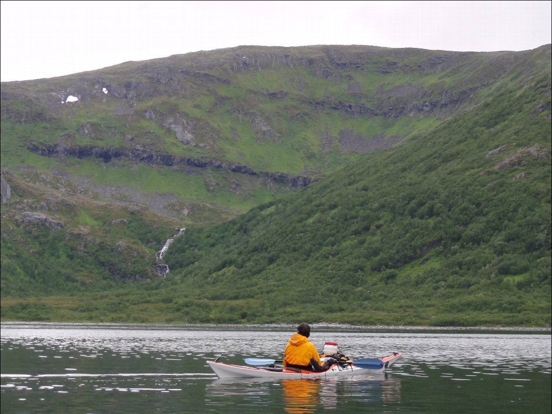 L'approvisionnement en eau douce n'est pas un problème, partout des ruisseaux descendent jusqu'à la mer.