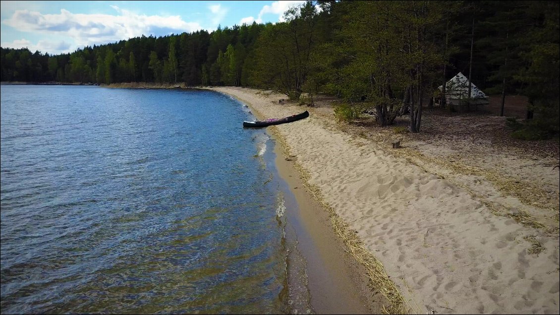 Nous sommes sur l’île principale du parc national qui mesure 8 km, les plus grandes îles que l'on peut trouver en Finlande s’étendent jusqu'à 12 km.