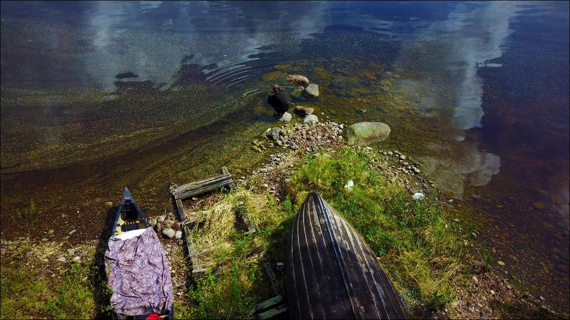 Tous les bivouacs éventuels sont souvent si proches des maisons ou des saunas, qu'il vaut mieux trouver un chemin isolé et ne déranger personne.