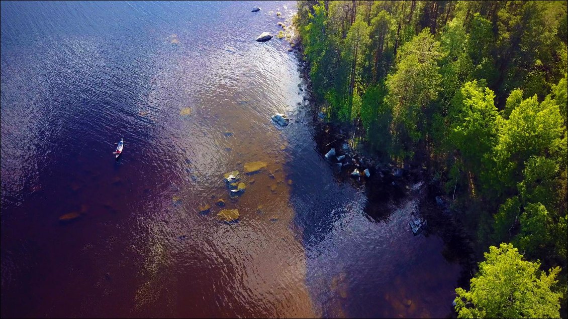 Nous tournons autour des îles, parfois comme autour d'un pot !