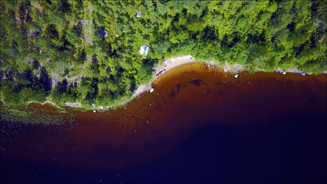 C'est seulement à 2h du matin quand nous sommes tombés sur cette petite plage,