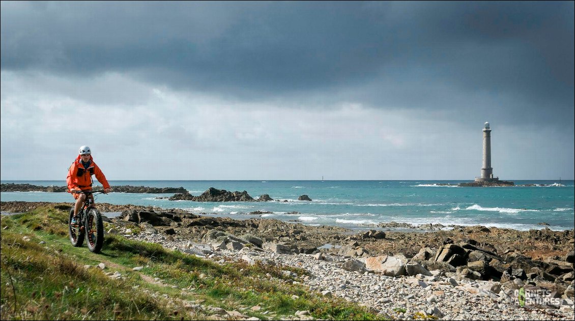 Phare de Goury.
Là aussi, vous sentez la pluie arriver ?