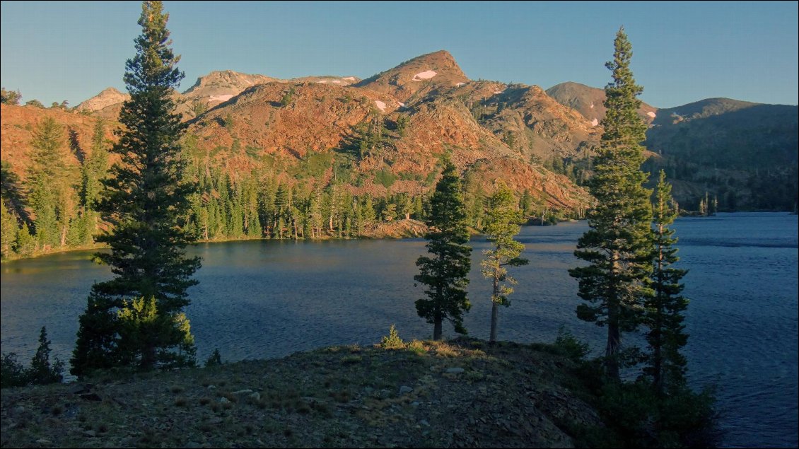 Echo Lake, Californie, le long du PCT.
Photo : Jean Romnicianu / Bertrand Chapuis