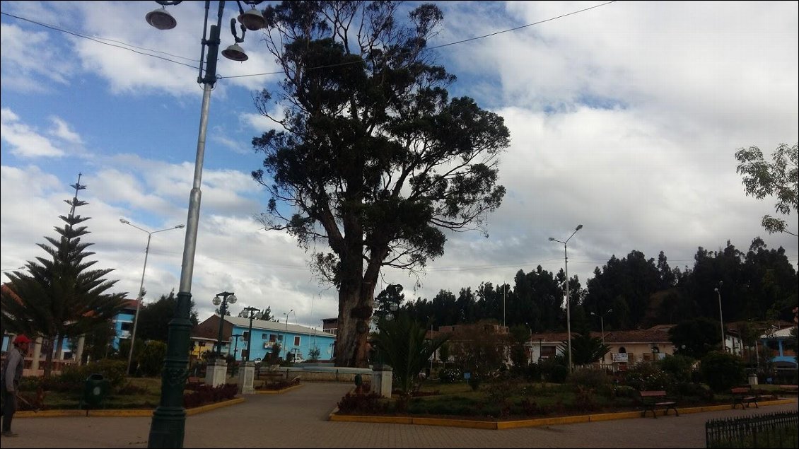 Plaza de armas, Piscobamba